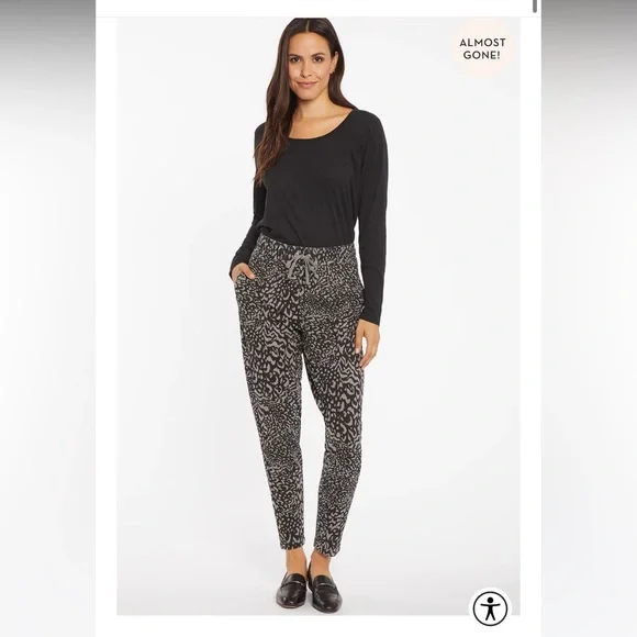 NWT Forever Comfort from NYDJ sweat pants - Picture 3 of 16